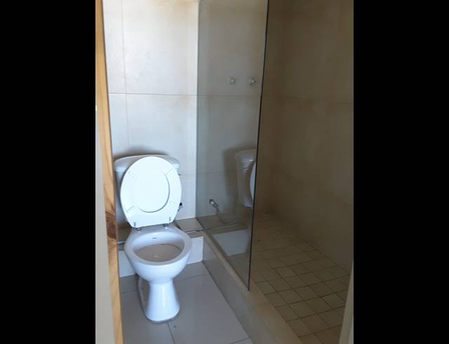 1 bed property to rent in PAROW EAST